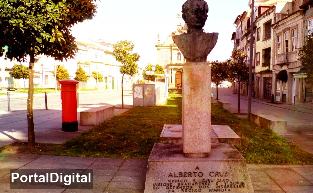 Monumento a Alberto Cruz